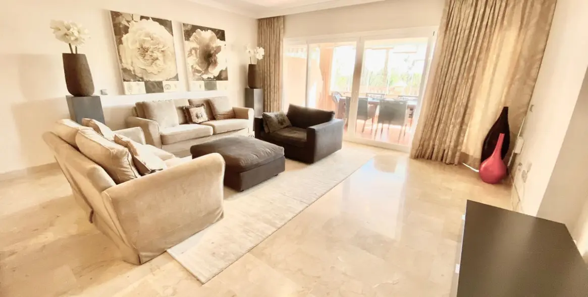 Long-term rent of middle floor apartment in Atalaya 15