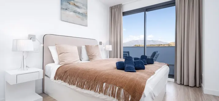 Alquiler a largo plazo de apartamento en planta media en La Cala de Mijas 0