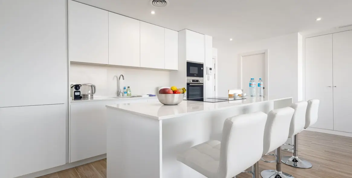Alquiler a largo plazo de apartamento en planta media en La Cala de Mijas 2