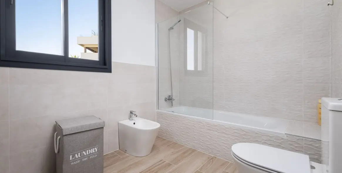 Alquiler a largo plazo de apartamento en planta media en La Cala de Mijas 19