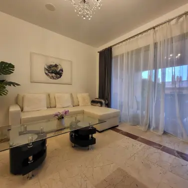 Alquiler a corto plazo de apartamento en planta baja en Atalaya