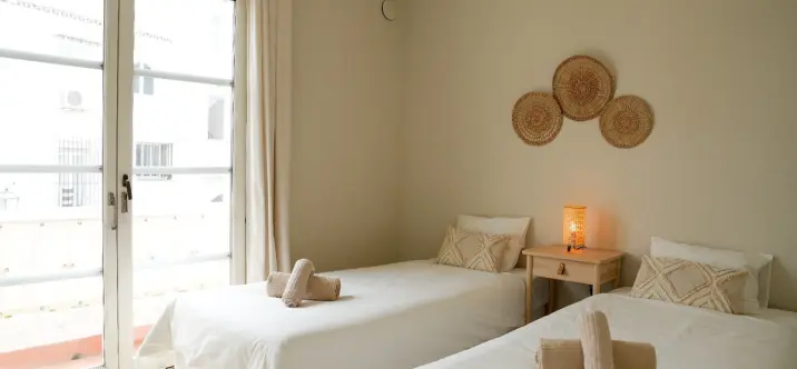 Long-term rent of middle floor apartment in El Paraiso 3