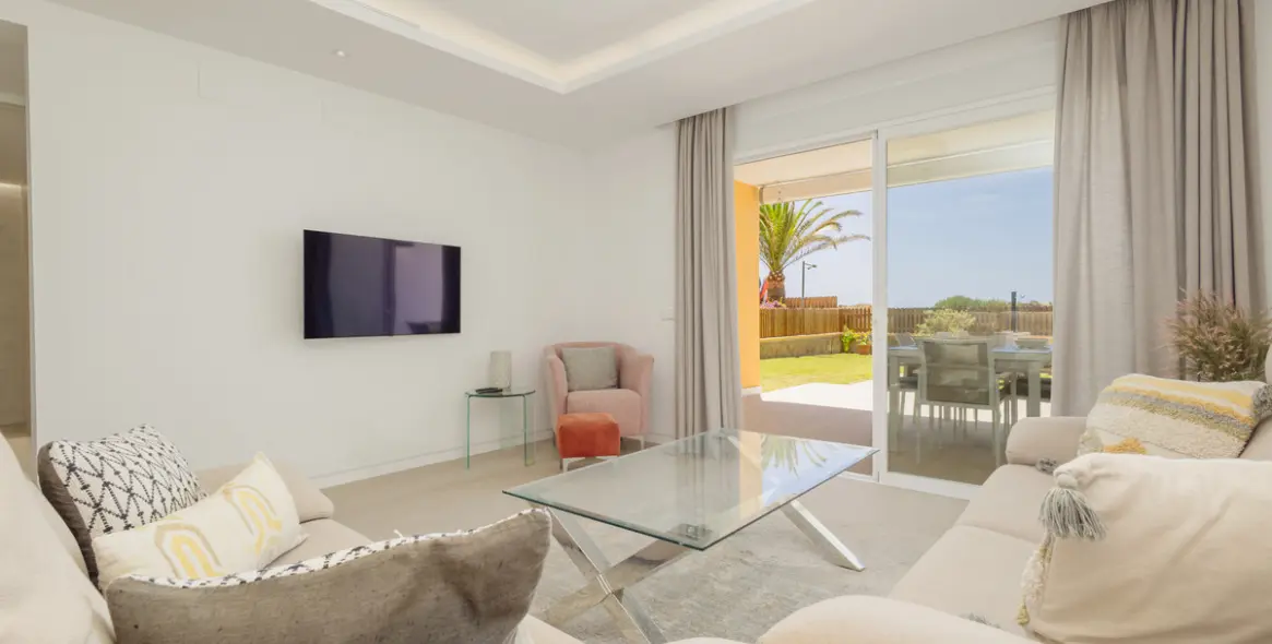 Long-term rent of ground floor apartment in Bahía de Marbella 3