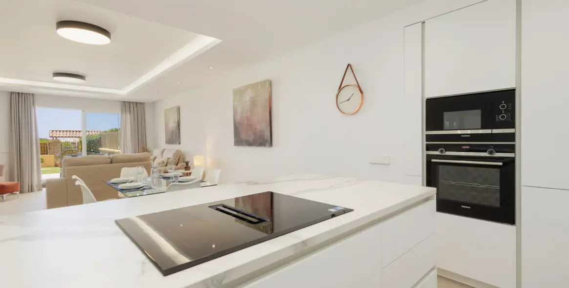 Long-term rent of ground floor apartment in Bahía de Marbella 17