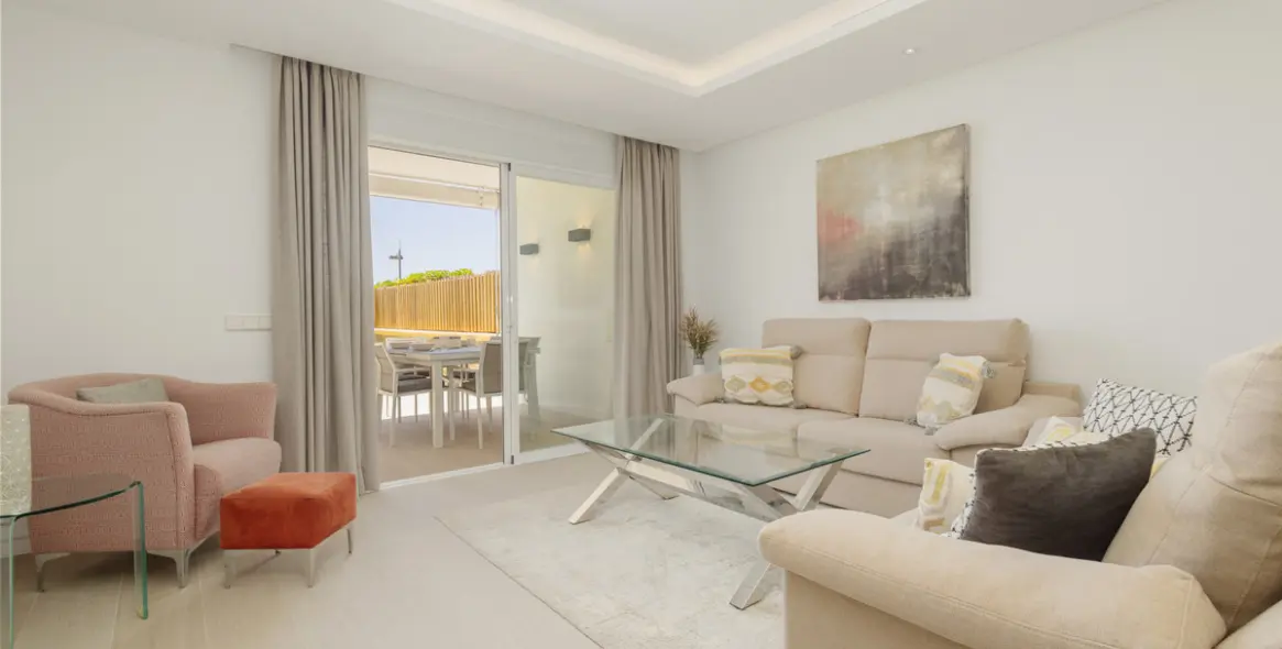 Long-term rent of ground floor apartment in Bahía de Marbella 18