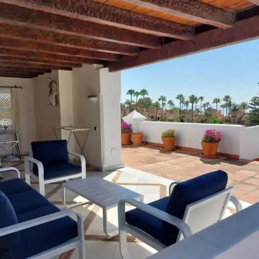 Краткосрочная аренда пентхауса в Estepona