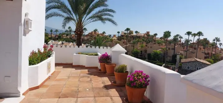 Краткосрочная аренда пентхауса в Estepona 3