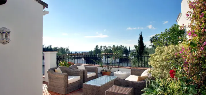 Short-term rent of penthouse in Marbella 0