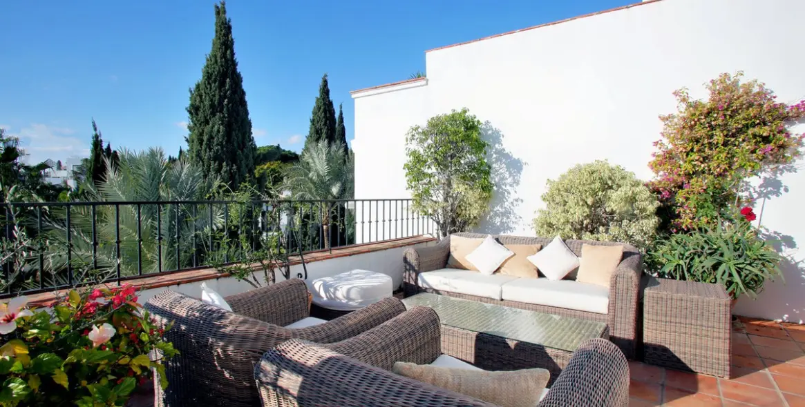 Short-term rent of penthouse in Marbella 12