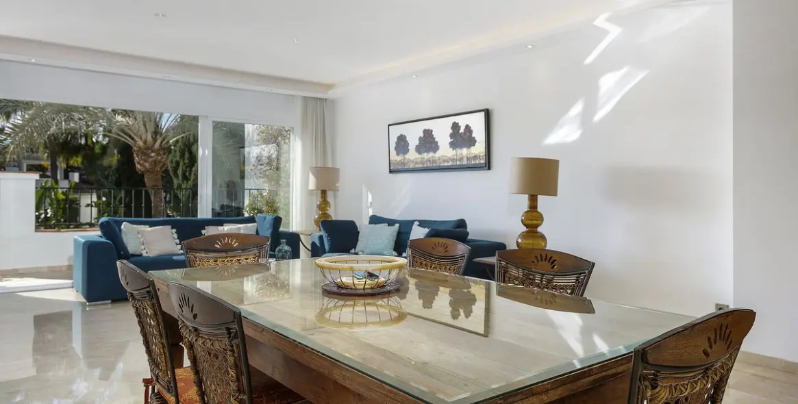 Short-term rent of penthouse in Marbella 32