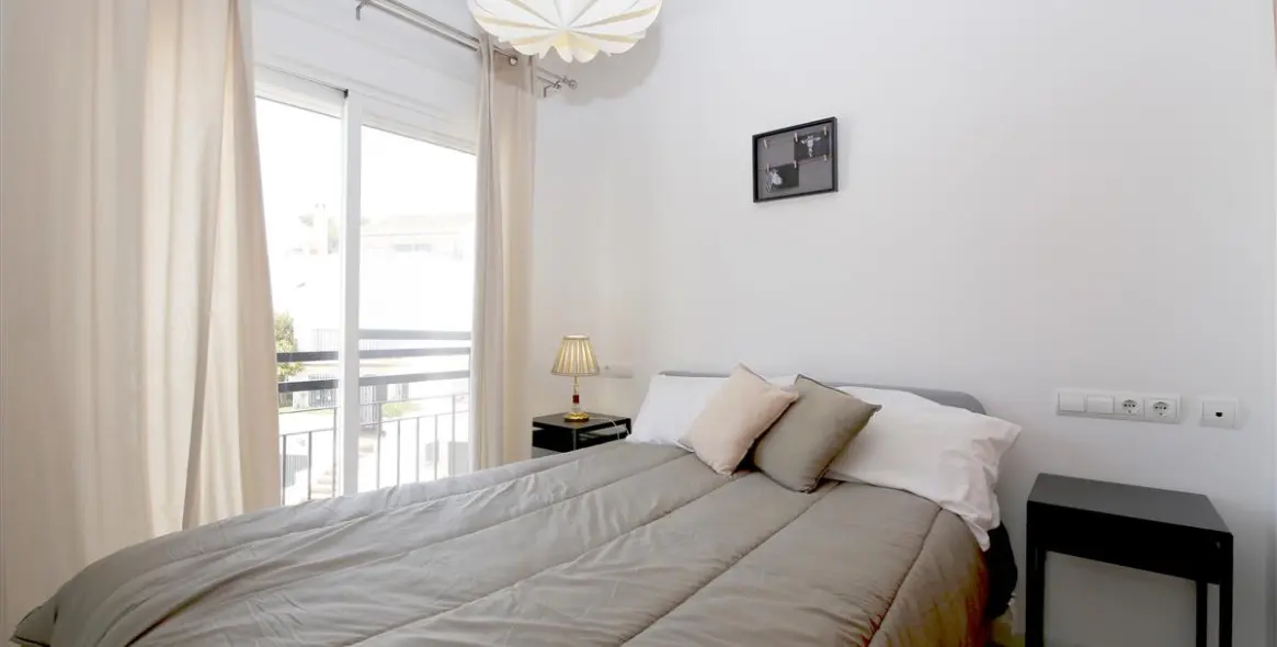 Краткосрочная аренда дома на две семьи в Estepona 11