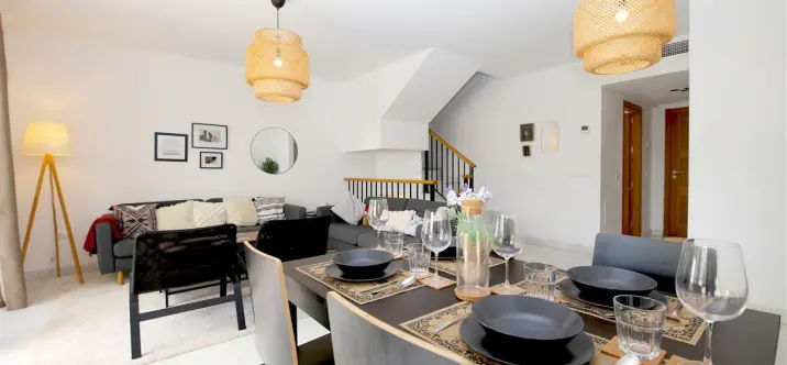 Short-term rent of semi-detached house in Estepona 2