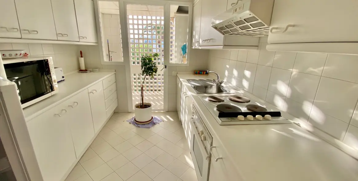 Краткосрочная аренда пентхауса в Estepona 4