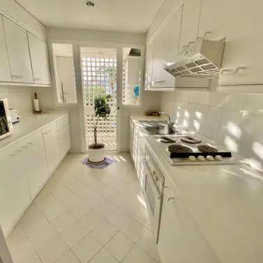 Short-term rent of penthouse in Estepona