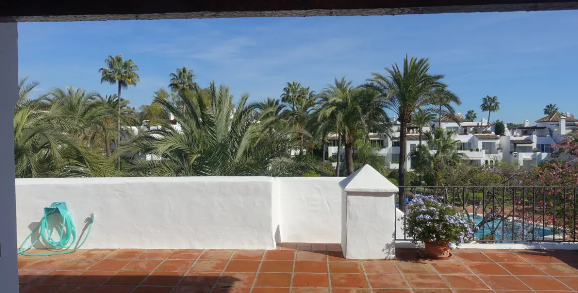 Краткосрочная аренда пентхауса в Estepona 10