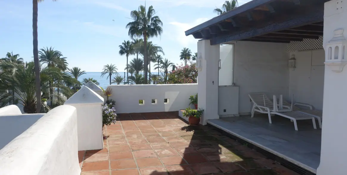 Краткосрочная аренда пентхауса в Estepona 11