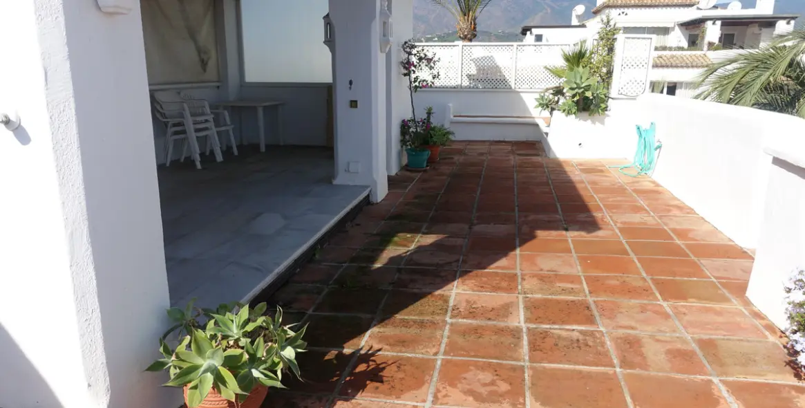 Краткосрочная аренда пентхауса в Estepona 12