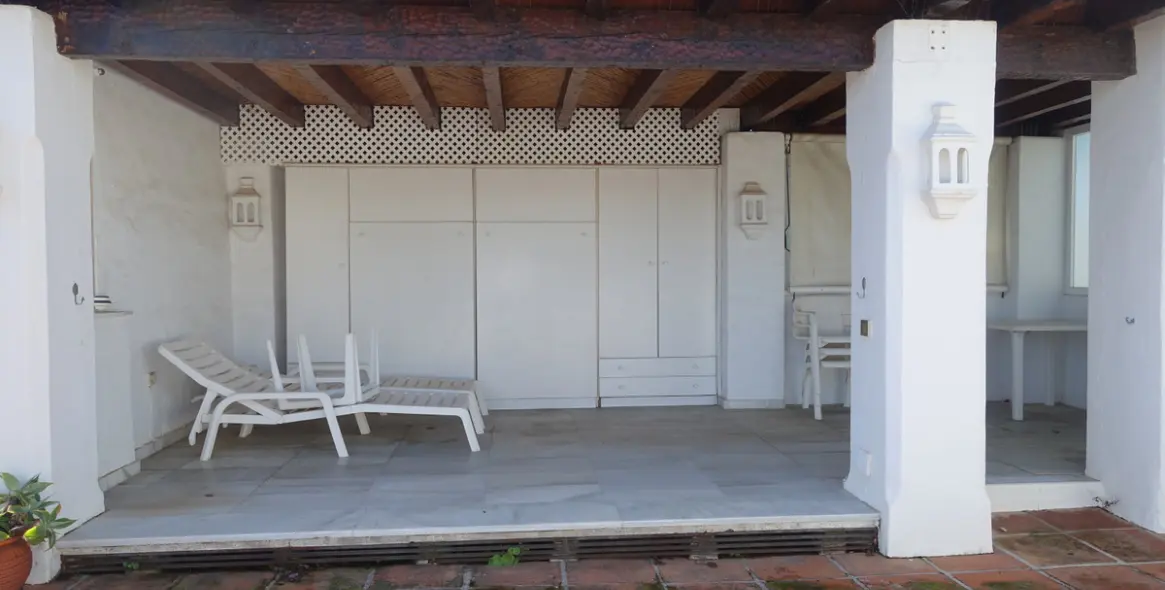 Краткосрочная аренда пентхауса в Estepona 13