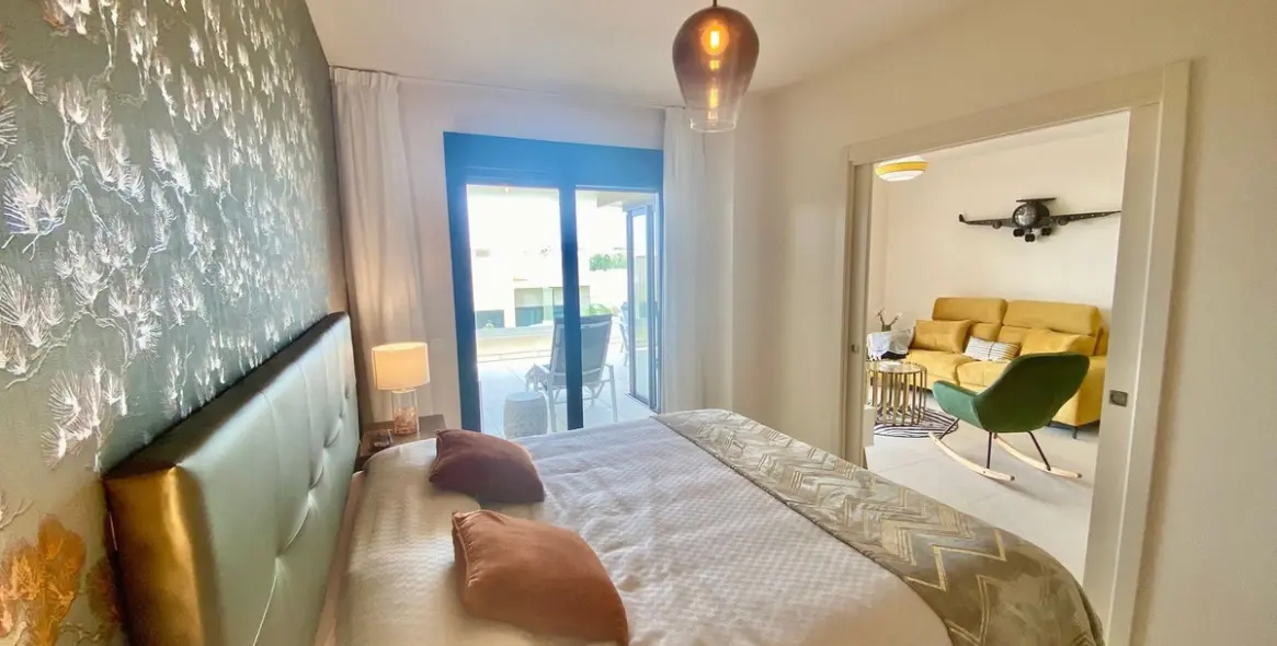 Venta de apartamento en planta media en La Cala de Mijas 30