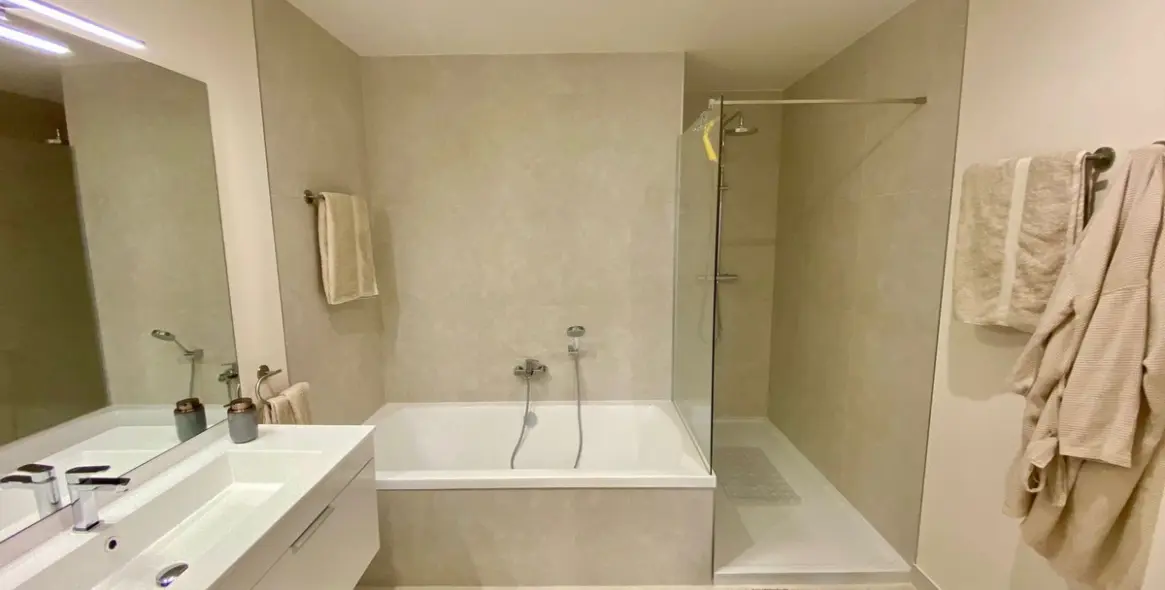 Venta de apartamento en planta media en La Cala de Mijas 31