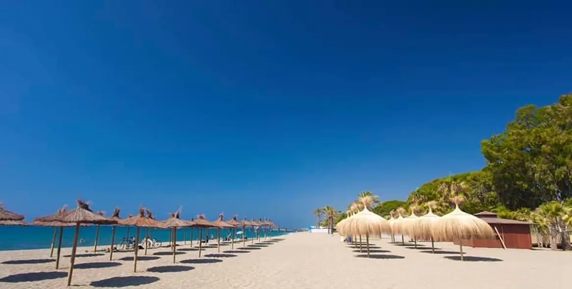 Venta de apartamento en planta media en La Cala de Mijas 51