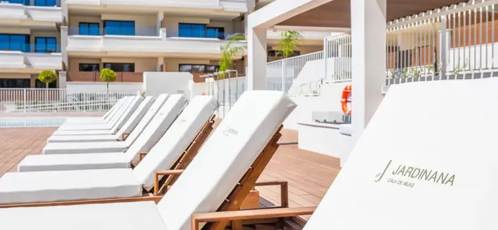 Venta de apartamento en planta media en La Cala de Mijas 1