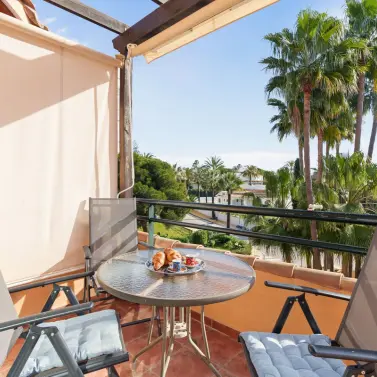 Short-term rent of penthouse in El Rosario