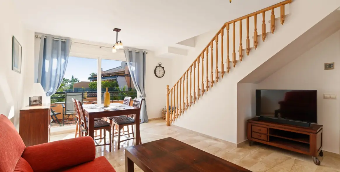 Short-term rent of penthouse in El Rosario 4
