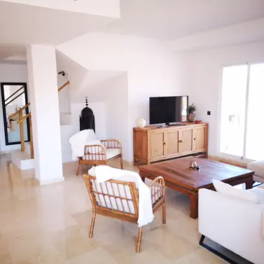 Short-term rent of penthouse duplex in Elviria