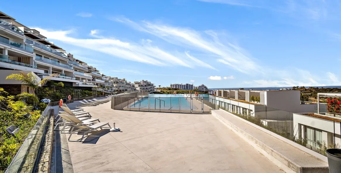 Short-term rent of middle floor apartment in Cancelada 5