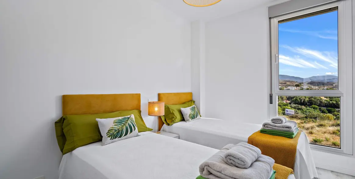 Short-term rent of middle floor apartment in Cancelada 6