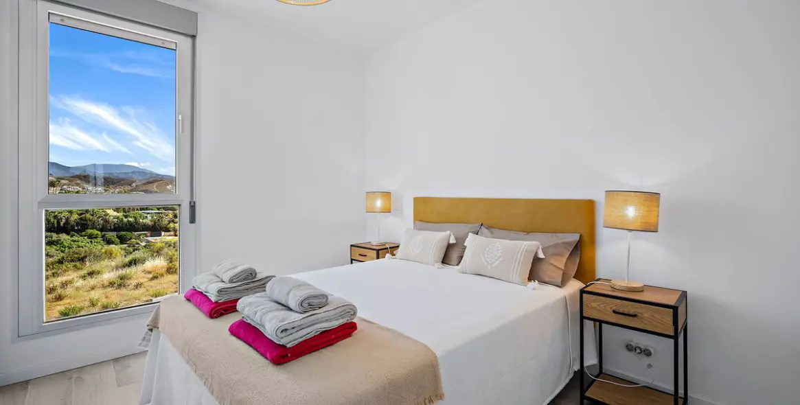 Short-term rent of middle floor apartment in Cancelada 9