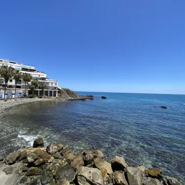 Short-term rent of middle floor apartment in Benalmadena