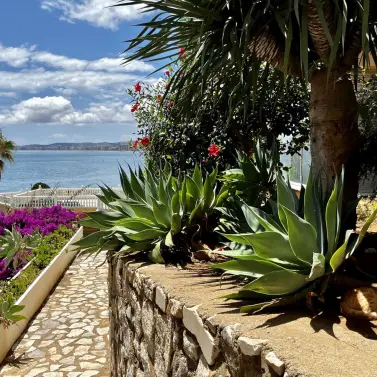 Short-term rent of middle floor apartment in Benalmadena