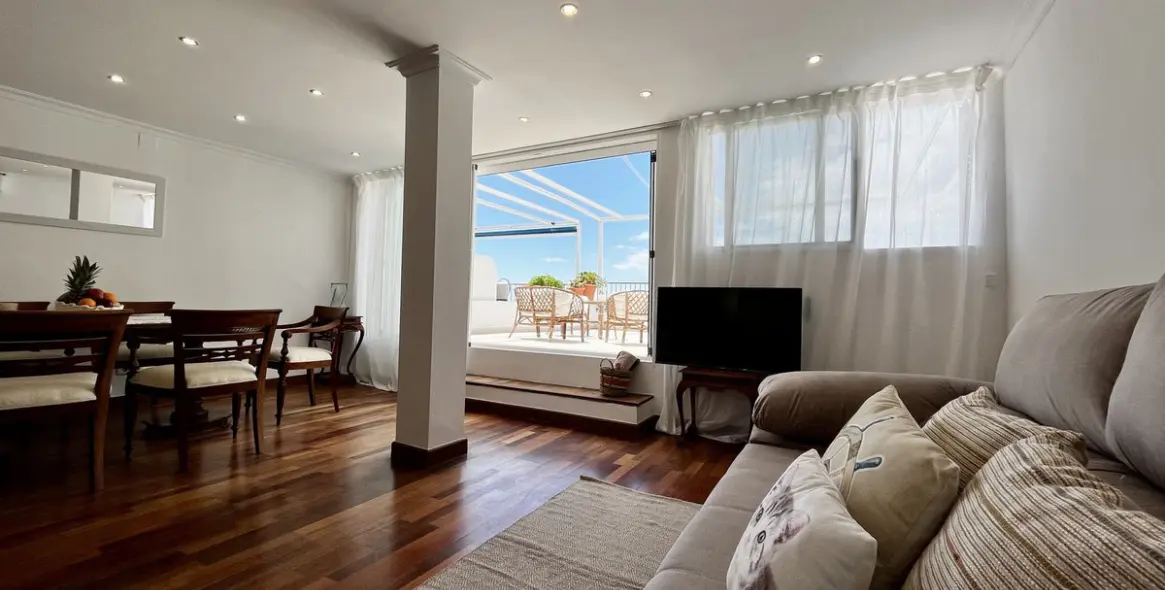 Alquiler a corto plazo de apartamento en planta media en Benalmadena 5