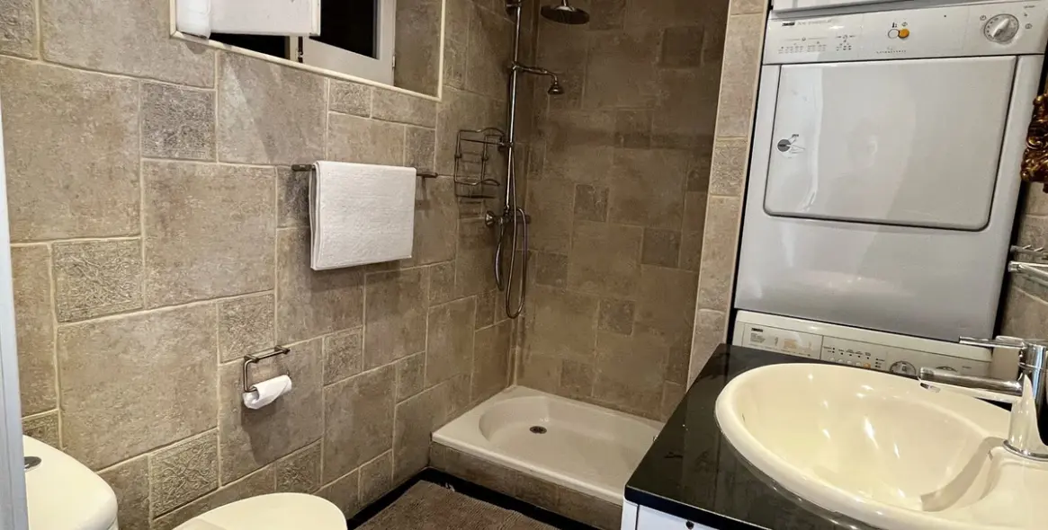 Alquiler a corto plazo de apartamento en planta media en Benalmadena 21