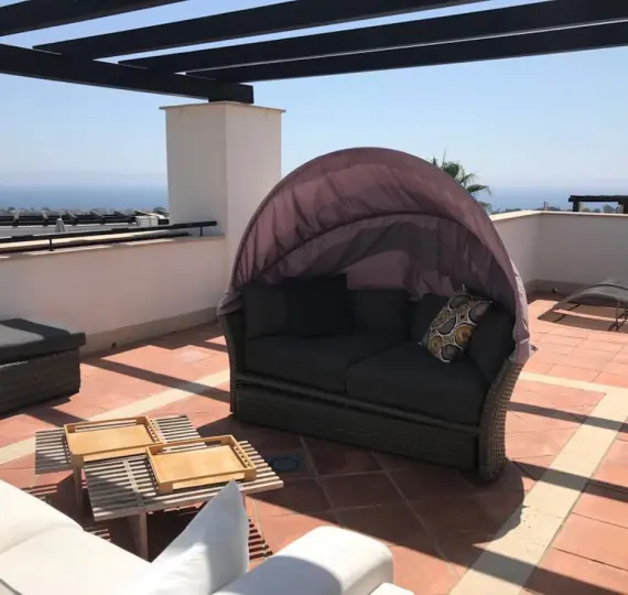 Long-term rent of middle floor apartment in Santa Clara