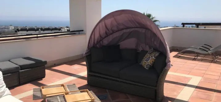 Long-term rent of middle floor apartment in Santa Clara 2