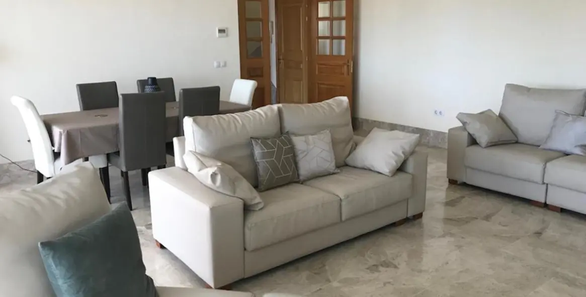 Long-term rent of middle floor apartment in Santa Clara 8