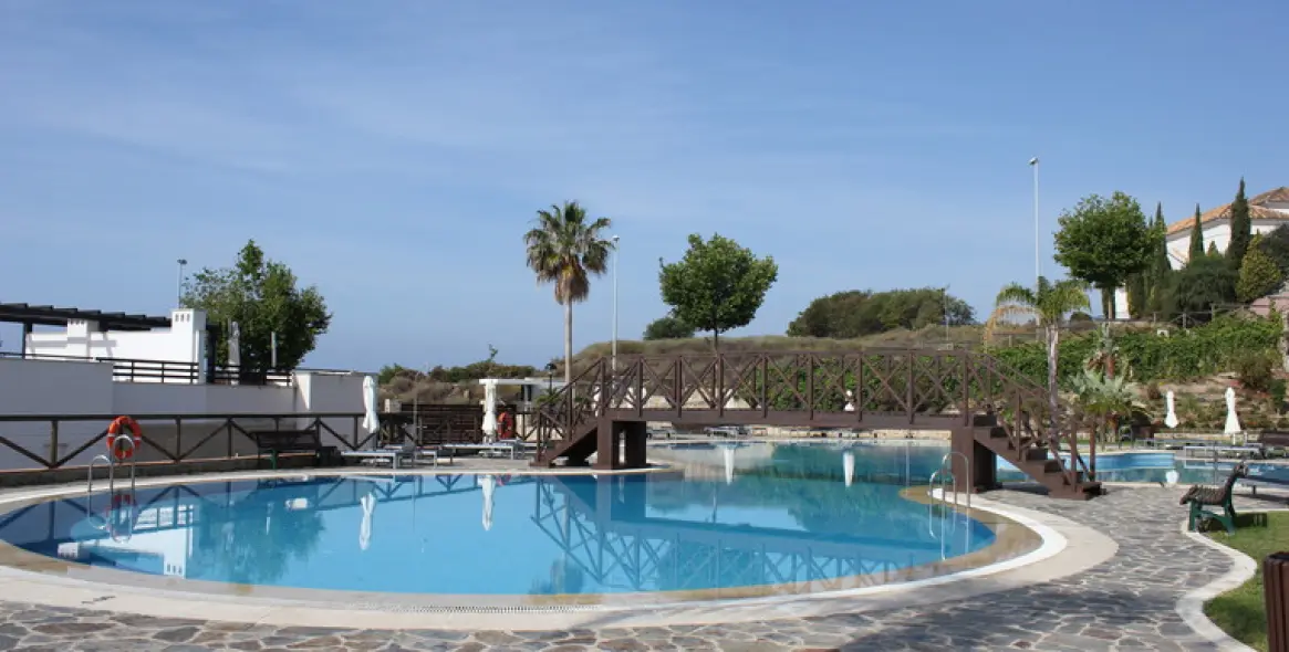 Long-term rent of middle floor apartment in Santa Clara 14