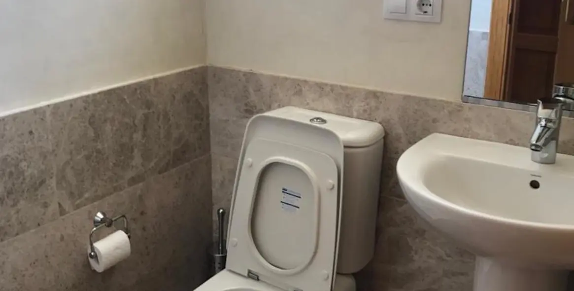 Long-term rent of middle floor apartment in Santa Clara 16