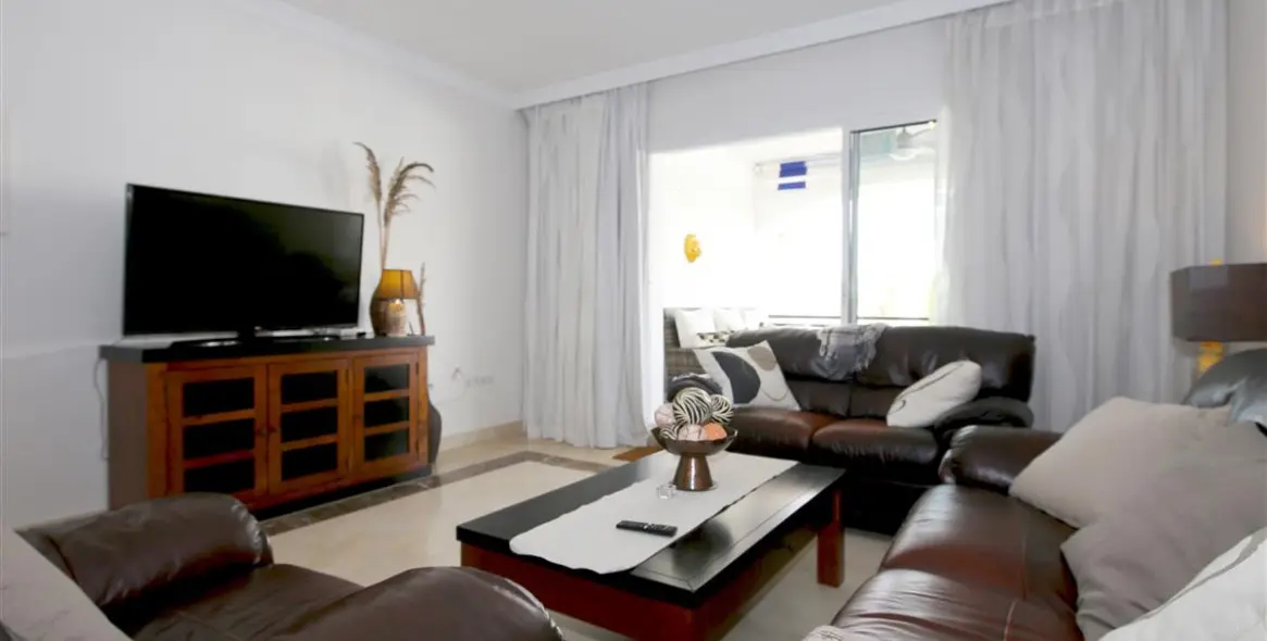 Краткосрочная аренда апартаментов на среднем этаже в Marbella 3