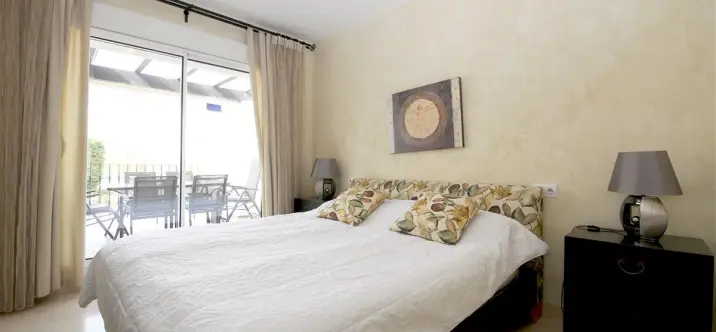 Alquiler a corto plazo de apartamento en planta media en Marbella 4