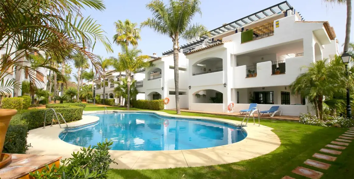 Краткосрочная аренда апартаментов на среднем этаже в Marbella 19