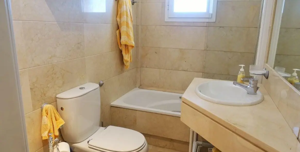 Short-term rent of penthouse in Puerto Banús 11
