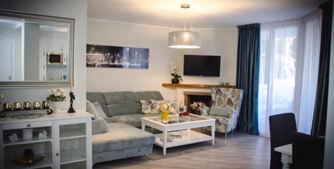 Short-term rent of middle floor apartment in Calahonda 6