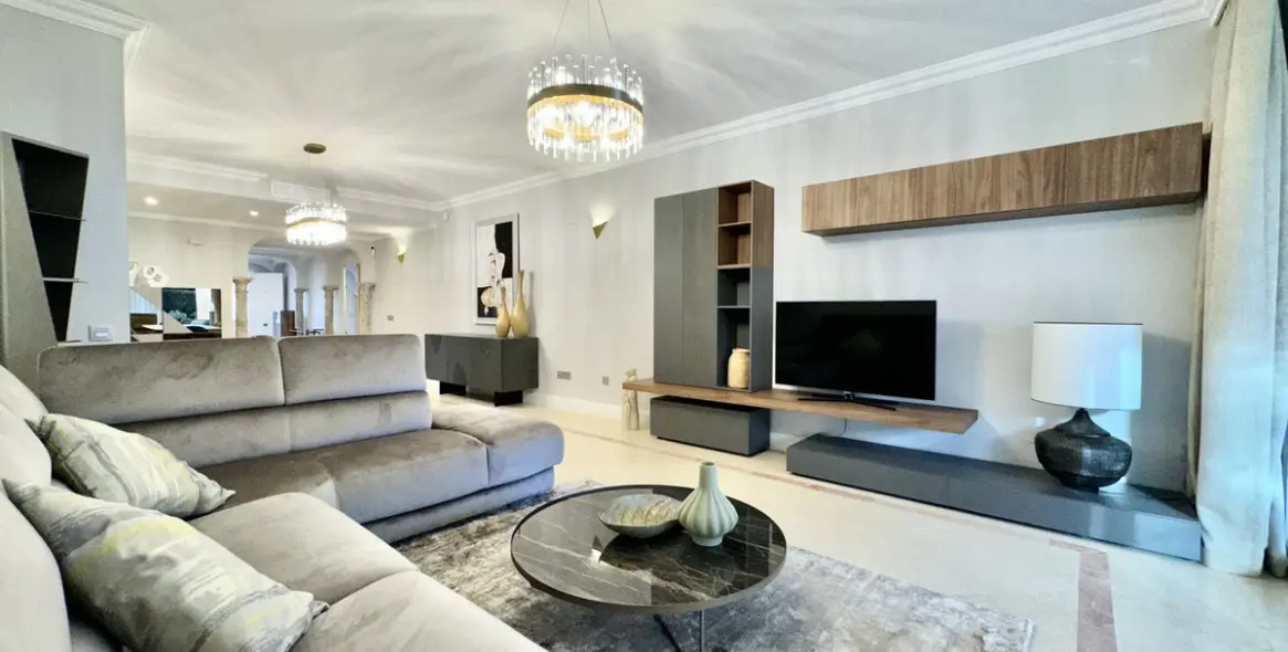 Short-term rent of ground floor apartment in Nueva Andalucía 3