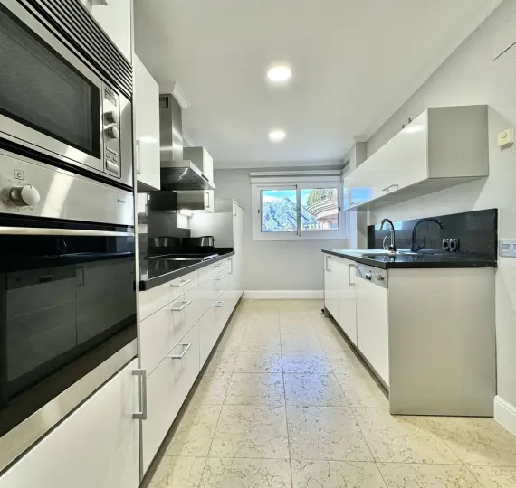 Short-term rent of ground floor apartment in Nueva Andalucía