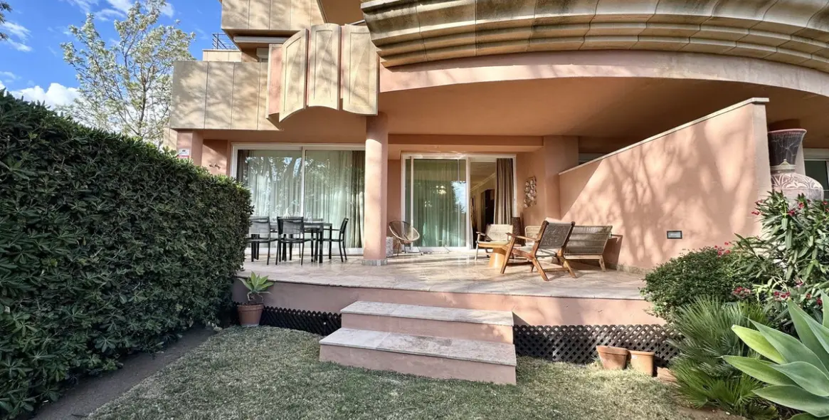 Short-term rent of ground floor apartment in Nueva Andalucía 6