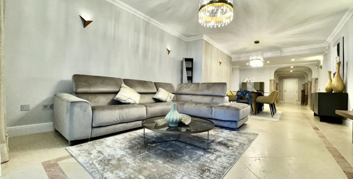 Short-term rent of ground floor apartment in Nueva Andalucía 11